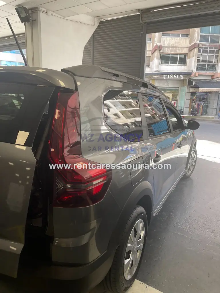 Dacia Jogger rental Essaouira – modular trunk 7 seats | Mz Agency
