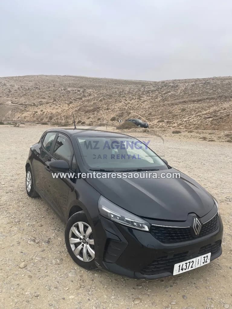 Clio 5 rental Essaouira – headlights on at dusk car hire | Mz Agency