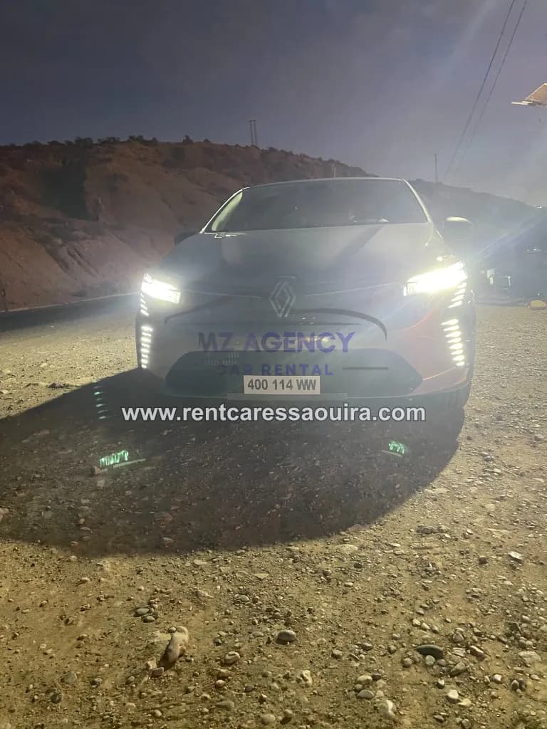 Clio 5 car rental Essaouira – LED headlights at sunset Atlantic coast | Mz Agency